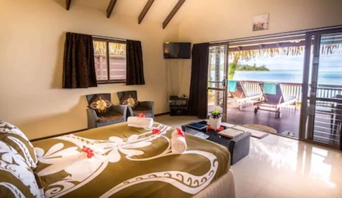 Villa, junto a la playa