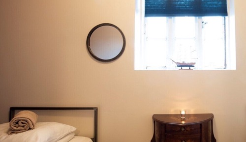 Habitación individual, 1 cama individual, baño compartido, planta baja