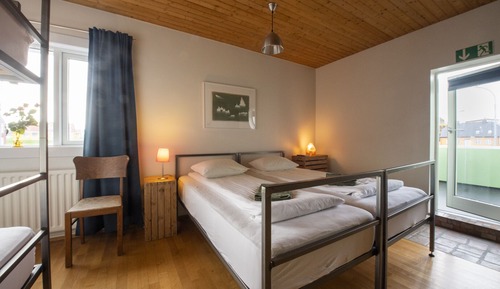 Habitación cuádruple familiar, varias camas, baño compartido