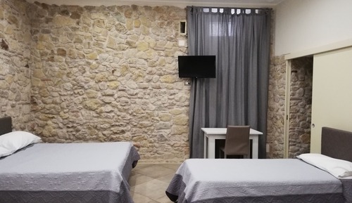 Habitación triple Confort, 1 habitación