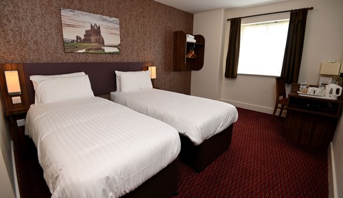 Habitación con 1 cama doble o 2 individuales