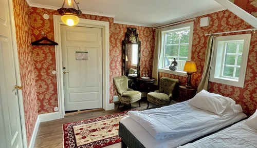 Habitación con 2 camas individuales