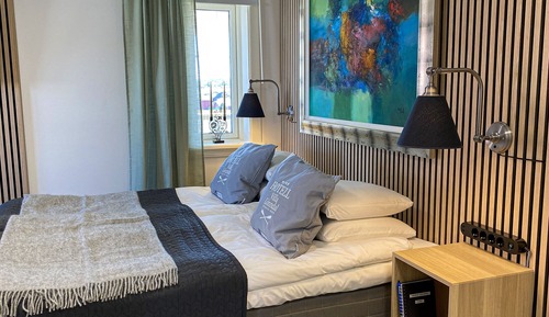 Habitación Premium con 1 cama doble o 2 individuales, vistas al puerto