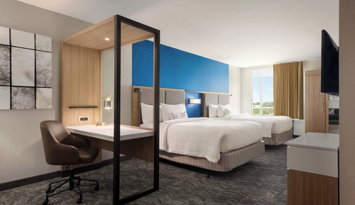 Suite, varias camas, vistas a la ciudad