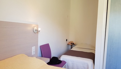 Habitación cuádruple, vistas al jardín