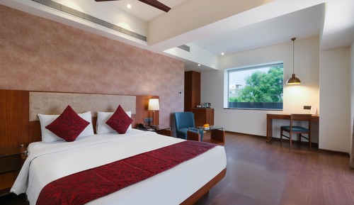 Suite, 1 cama de matrimonio grande, no fumadores, vistas a la ciudad