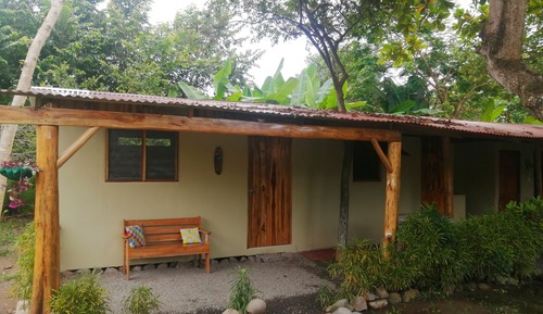 Habitación básica doble, 1 cama doble, vistas al jardín