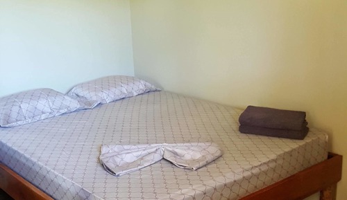 Habitación triple, vistas a la montaña