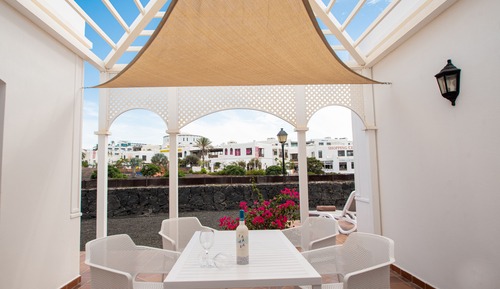 2 bedroom Bali plus apartment (2 adults + 1 child)