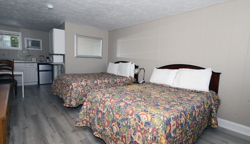 Habitación Premier, varias camas, cocina básica, vistas al mar