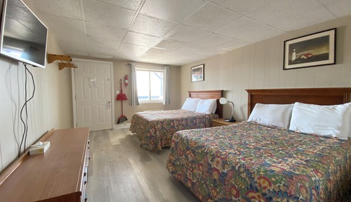 Habitación estándar, varias camas, cocina básica, planta baja