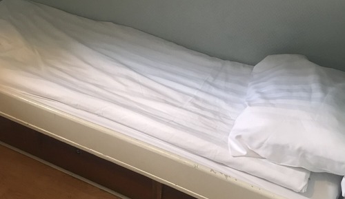 Shared Dormitory, Men only (6 Beds, Hostel)