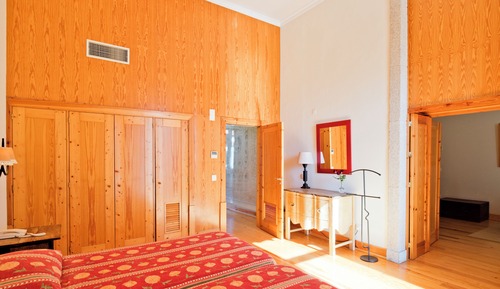 Habitación superior con 2 camas individuales