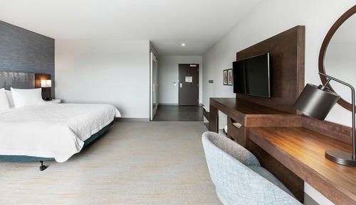 Habitación, 1 cama de matrimonio grande con sofá cama, frigorífico