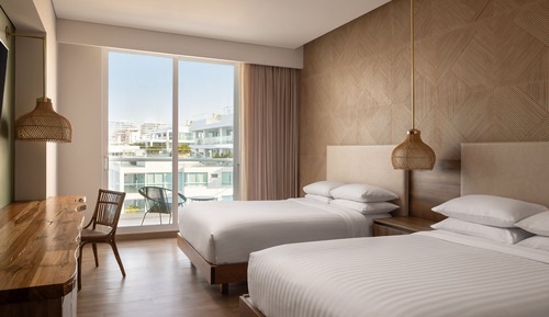 Habitación clásica, 2 camas dobles, balcón