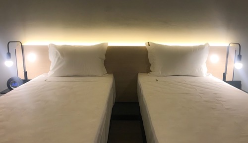 Habitación con 2 camas individuales