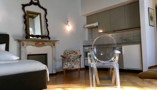 Estudio City, 1 cama de matrimonio