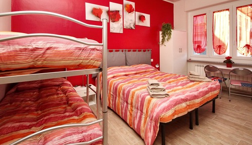 Habitación cuádruple, balcón