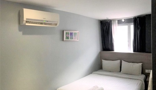 Habitación superior (With Window)