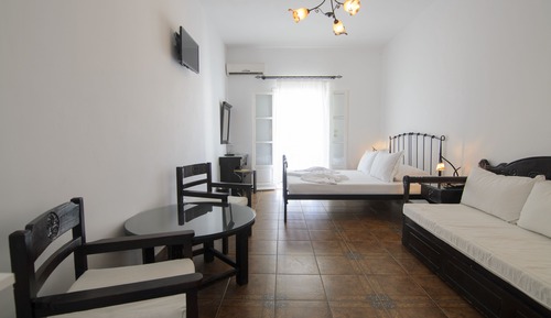 Habitación doble, vistas a la piscina