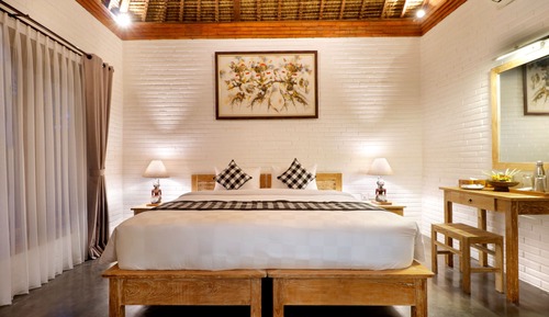 Habitación (Bale Batu)