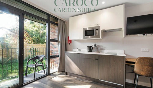 Suite estudio, 2 camas individuales, balcón, vistas al jardín
