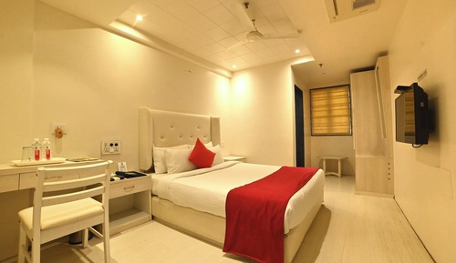 Deluxe Room (Renovated)