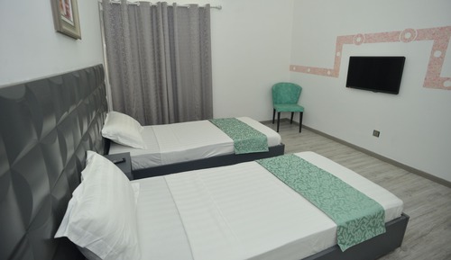 Habitación sénior con 2 camas individuales