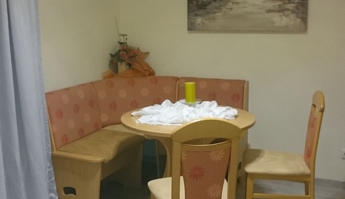 Habitación junior con 1 cama doble o 2 individuales, accesible para personas con discapacidad