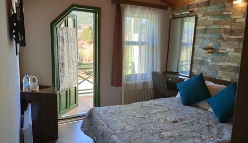 Habitación doble, vistas a la montaña