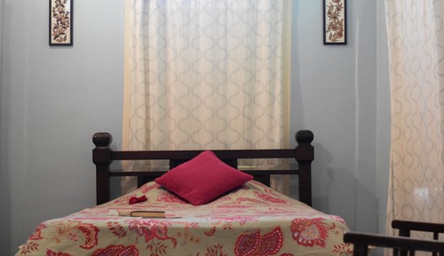 Habitación tradicional doble, 2 camas dobles, vistas a la ciudad