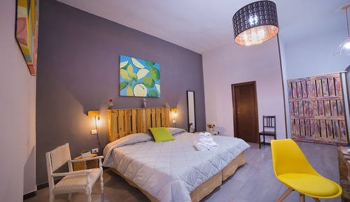 Suite junior, 1 habitación, vistas a la ciudad (P.za Dante,Vico Carceri San Felice 13)