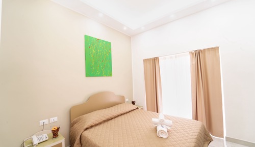 Habitación estándar doble, en edificio anexo (Corso Umberto 311)