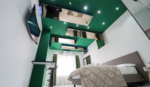 Suite estudio junior, 1 cama de matrimonio, vistas a la ciudad, en edificio anexo (Piazza Mercato)