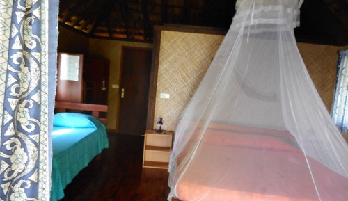 Bungalow, vistas a la laguna