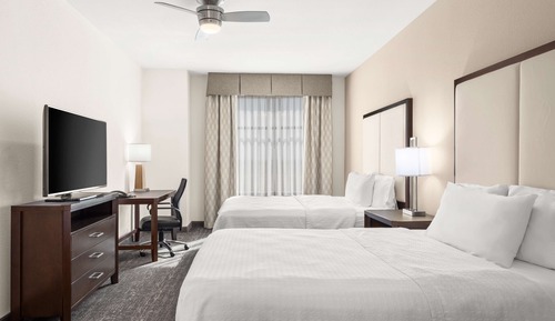 Suite, 2 camas de matrimonio, accesible para personas con discapacidad, no fumadores (Hearing)