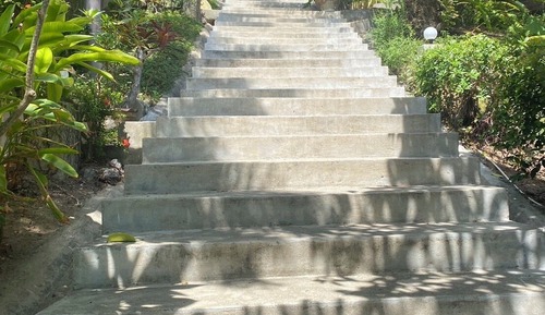 Hillside Room with Twin Bed