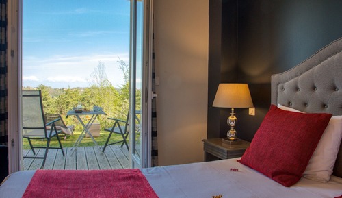 Habitación Premium con 1 cama doble o 2 individuales