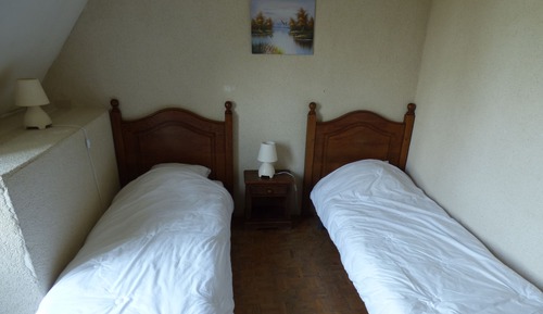 Standard Twin Room (DP7)