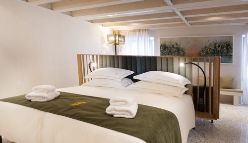 Habitación Confort doble, 1 cama de matrimonio grande
