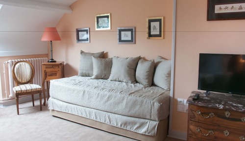 Habitación superior con 1 cama doble o 2 individuales (Normande)