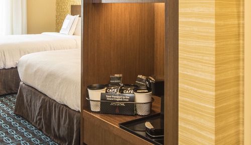 Habitación, 2 camas de matrimonio (Mobility/Hearing Access, Roll-In Shwr)