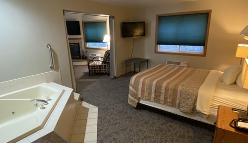 Suite, 1 cama de matrimonio con sofá cama, bañera de hidromasaje