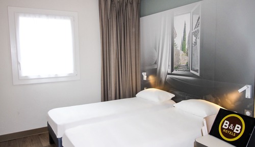 Habitación con 2 camas individuales