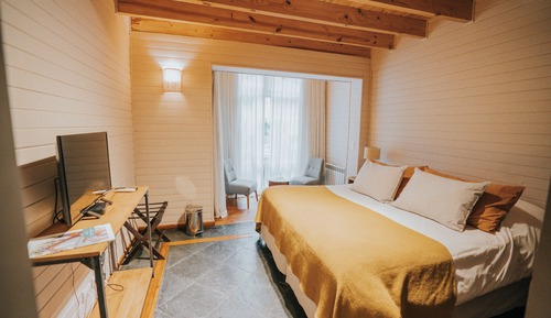 Habitación estándar con 1 cama doble o 2 individuales