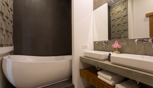 Suite Royal, vistas a la piscina