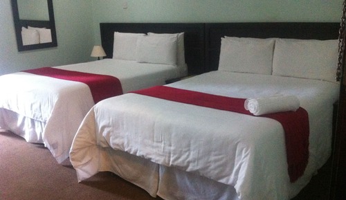 Habitación familiar, vistas al jardín