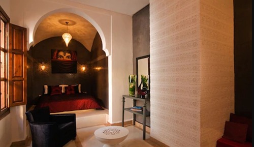 Suite (Saffron)