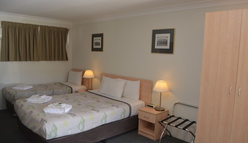 Habitación doble (Keep Australia Working)