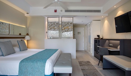 Superior Junior Suite room